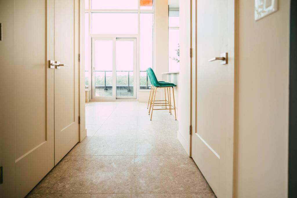 New Luxury 2Br Penthouse Apt In Central Halifax Ngoại thất bức ảnh